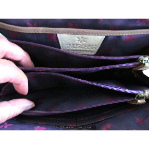 Anuschka Genuine Leather Hand-Painted Crossbody Bag with Zebra Sunset Design - Picture 5 of 16